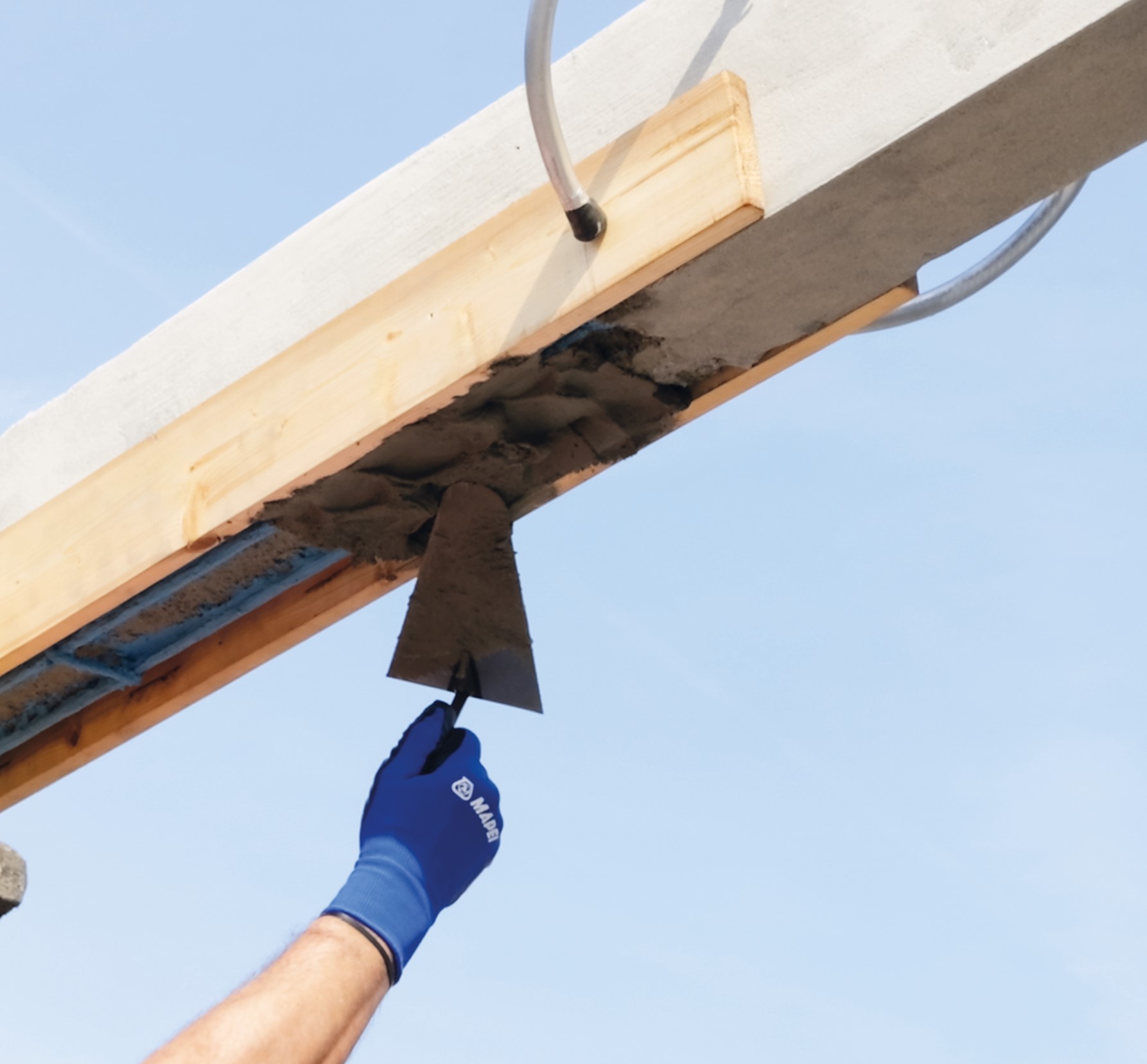 Applicazione Planitop Rasa & Ripara R4 Extra Zero
